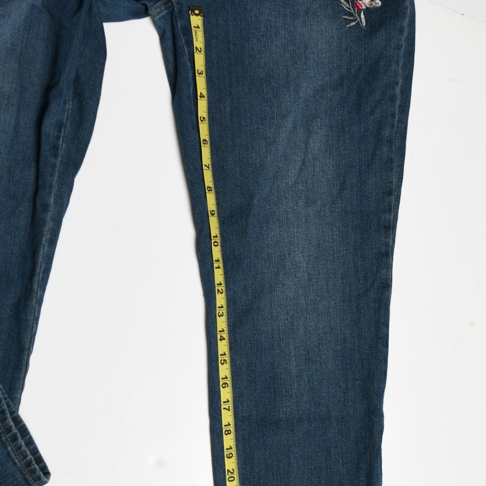 Liz Claiborne Embroidered Jeans Tapered Leg Cotton Blend Women's Size 14 - Picture 7 of 9